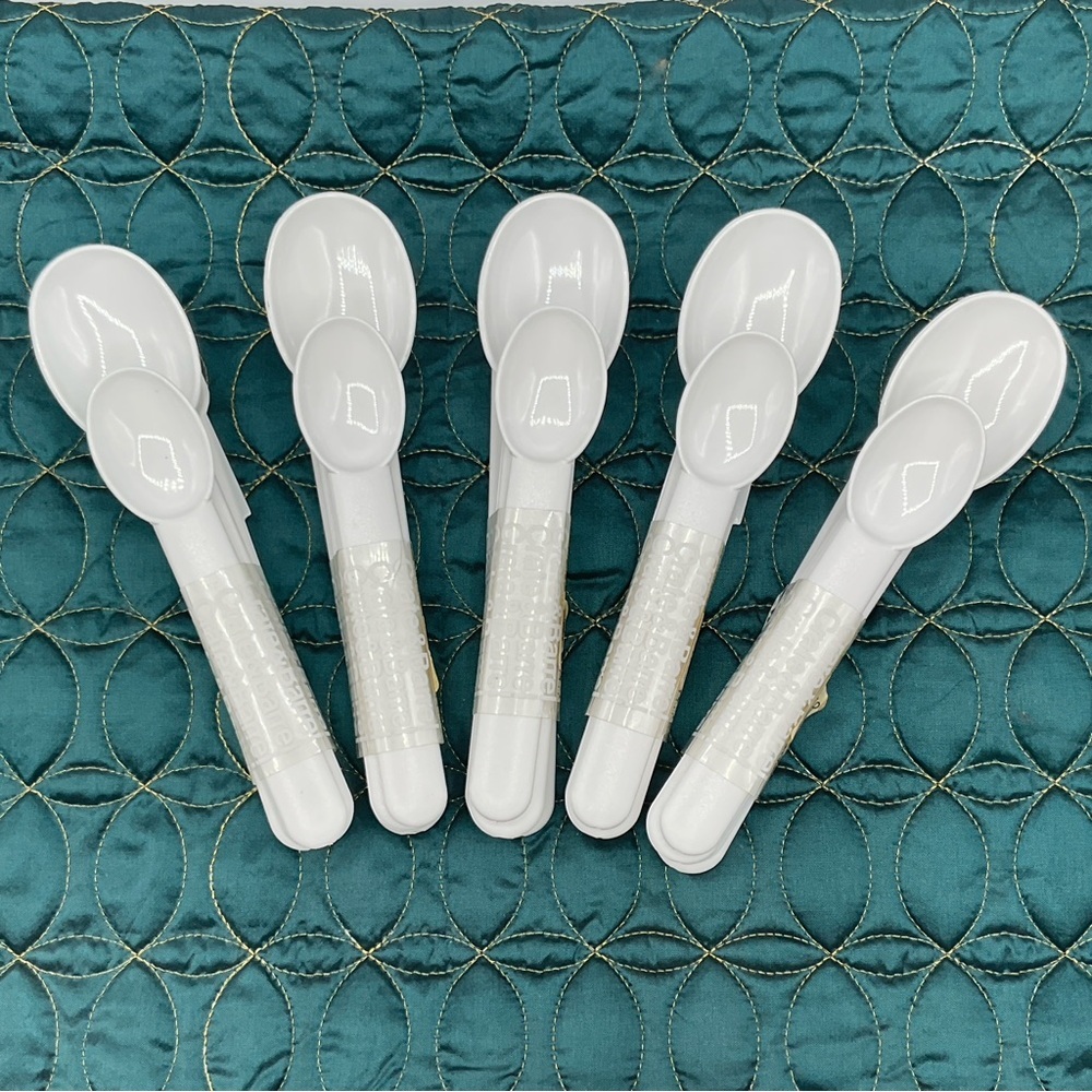 Crate & Barrel Bodum Switzerland Melamine 4 Piece Cutlery Set Lot of 5 Sets Whit